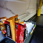 The Modern 아파트 *