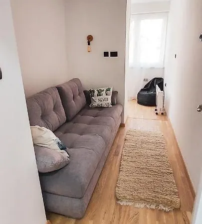 The Modern Apartment