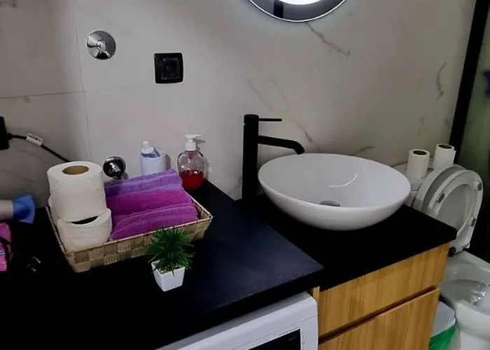 The Modern Apartment *